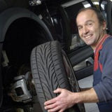 Mytyres.co.uk tyre fitter